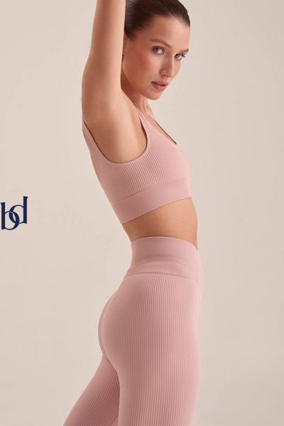 Вкорочений топ у рубчик &mdash; Pink Tint Bella-0093 фото